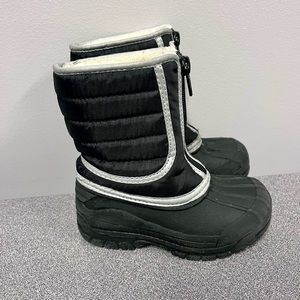 Clarks Winter Snow Boots Toddler Girl or Boy 8c black